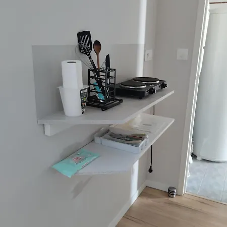 Studio Attenant A La Maison Principale Saint-Martin-des-Tilleuls Extérieur photo